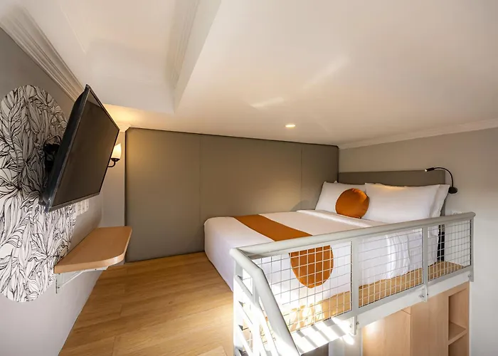 Cove Nuansa Hotel 3*